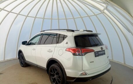 Toyota RAV4, 2019 год, 2 600 000 рублей, 8 фотография