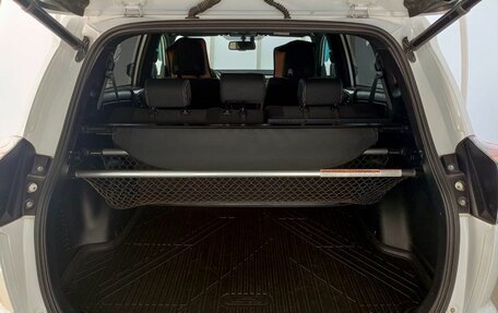 Toyota RAV4, 2019 год, 2 600 000 рублей, 12 фотография