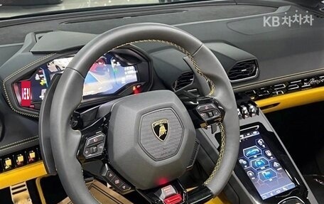 Lamborghini Huracán, 2022 год, 26 708 000 рублей, 11 фотография