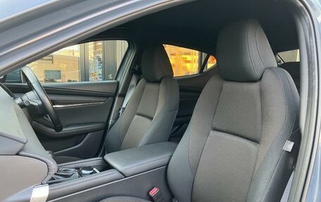 Mazda 3, 2021 год, 1 385 001 рублей, 32 фотография