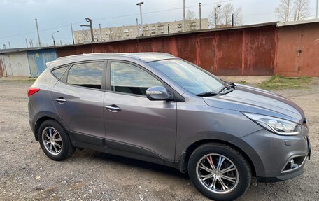 Hyundai ix35 I рестайлинг, 2014 год, 2 000 000 рублей, 2 фотография