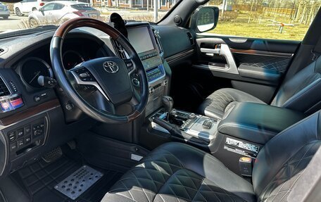 Toyota Land Cruiser 200, 2016 год, 7 300 000 рублей, 11 фотография