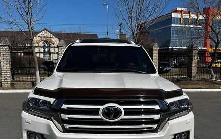 Toyota Land Cruiser 200, 2016 год, 7 300 000 рублей, 7 фотография