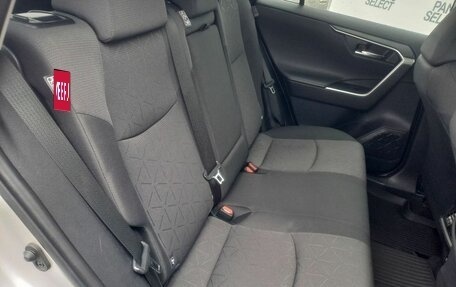 Toyota RAV4, 2021 год, 3 167 500 рублей, 24 фотография