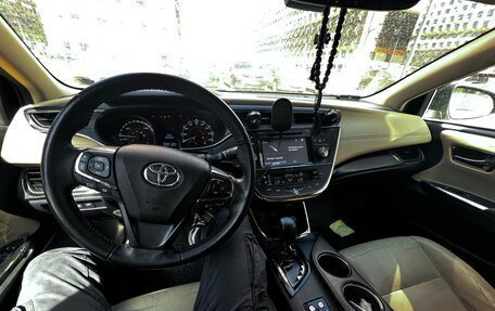 Toyota Avalon, 2017 год, 1 780 000 рублей, 12 фотография