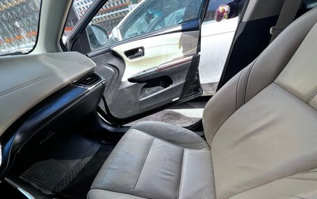 Toyota Avalon, 2017 год, 1 780 000 рублей, 14 фотография