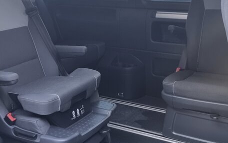 Volkswagen Multivan T5, 2015 год, 3 000 000 рублей, 4 фотография