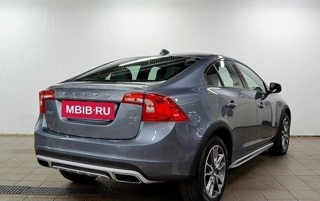 Volvo S60 Cross Country, 2017 год, 2 740 000 рублей, 2 фотография