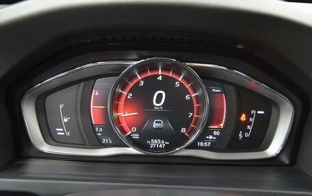 Volvo S60 Cross Country, 2017 год, 2 740 000 рублей, 25 фотография
