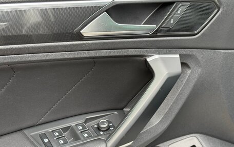 Volkswagen Tiguan II, 2017 год, 3 150 000 рублей, 21 фотография