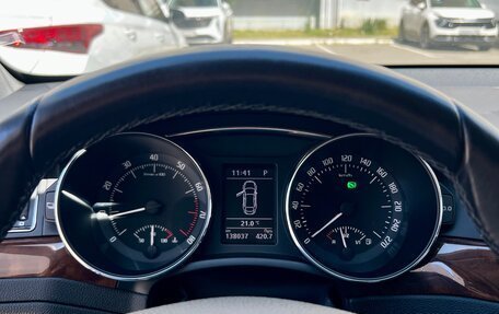 Skoda Superb III рестайлинг, 2013 год, 1 500 000 рублей, 16 фотография