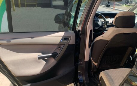 Citroen C4 Picasso II рестайлинг, 2008 год, 700 000 рублей, 8 фотография