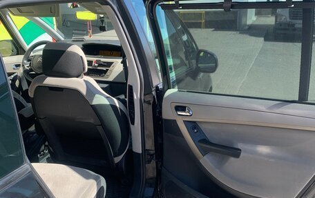 Citroen C4 Picasso II рестайлинг, 2008 год, 700 000 рублей, 10 фотография