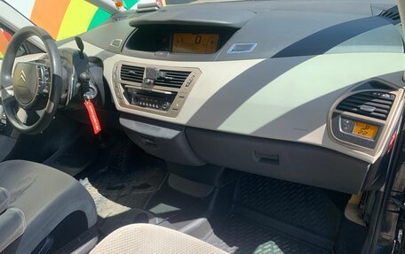 Citroen C4 Picasso II рестайлинг, 2008 год, 700 000 рублей, 12 фотография