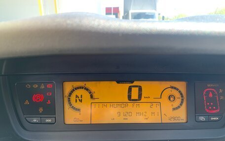 Citroen C4 Picasso II рестайлинг, 2008 год, 700 000 рублей, 18 фотография