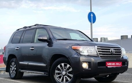 Toyota Land Cruiser 200, 2012 год, 2 999 000 рублей, 6 фотография