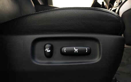 Toyota Land Cruiser 200, 2012 год, 2 999 000 рублей, 18 фотография