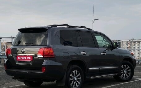 Toyota Land Cruiser 200, 2012 год, 2 999 000 рублей, 8 фотография