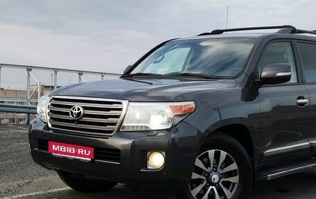Toyota Land Cruiser 200, 2012 год, 2 999 000 рублей, 3 фотография