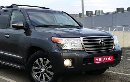 Toyota Land Cruiser 200, 2012 год, 2 999 000 рублей, 7 фотография