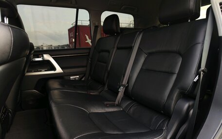 Toyota Land Cruiser 200, 2012 год, 2 999 000 рублей, 22 фотография