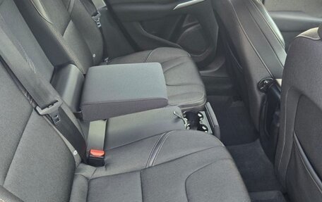 Volvo V40 Cross Country I, 2014 год, 2 300 000 рублей, 6 фотография