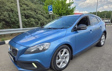 Volvo V40 Cross Country I, 2014 год, 2 300 000 рублей, 10 фотография