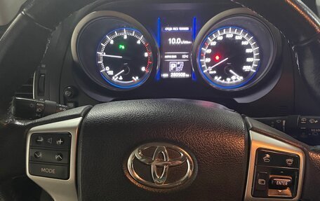 Toyota Land Cruiser Prado 150 рестайлинг 2, 2015 год, 3 499 000 рублей, 10 фотография