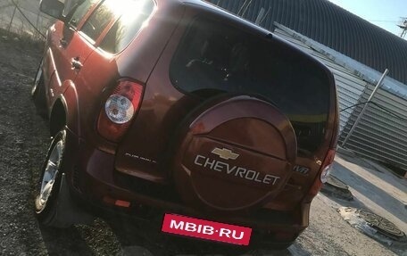 Chevrolet Niva I рестайлинг, 2017 год, 925 000 рублей, 5 фотография