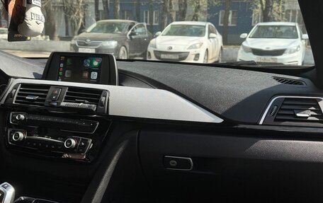 BMW 3 серия, 2018 год, 2 900 000 рублей, 11 фотография