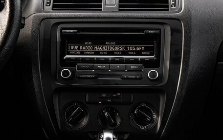 Volkswagen Jetta VI, 2013 год, 1 099 000 рублей, 18 фотография