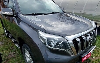 Toyota Land Cruiser Prado 150 рестайлинг 2, 2014 год, 3 400 000 рублей, 1 фотография