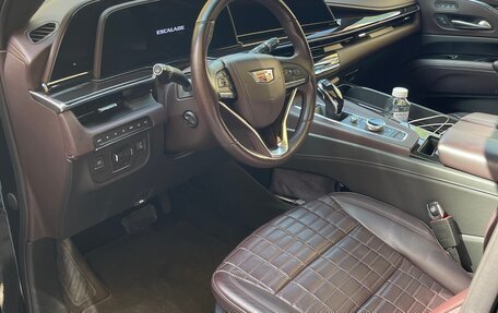 Cadillac Escalade V, 2022 год, 13 800 000 рублей, 10 фотография