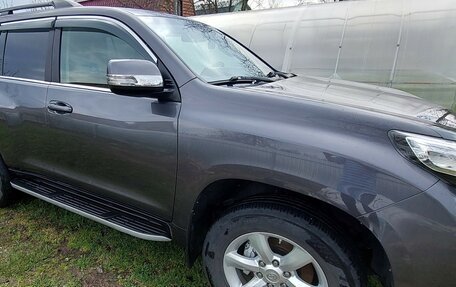 Toyota Land Cruiser Prado 150 рестайлинг 2, 2014 год, 3 400 000 рублей, 5 фотография