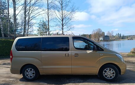 Hyundai H-1 II рестайлинг, 2008 год, 1 350 000 рублей, 10 фотография