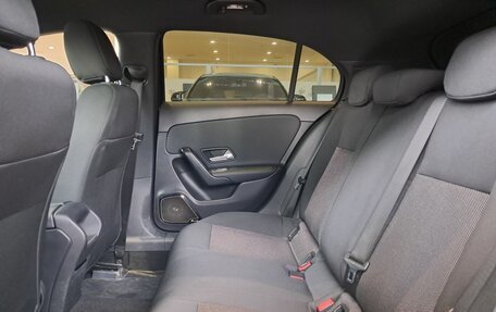 Mercedes-Benz A-Класс, 2019 год, 2 190 000 рублей, 15 фотография