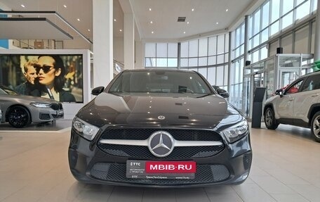 Mercedes-Benz A-Класс, 2019 год, 2 190 000 рублей, 2 фотография