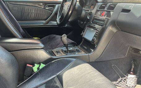 Mercedes-Benz E-Класс, 2001 год, 660 000 рублей, 8 фотография