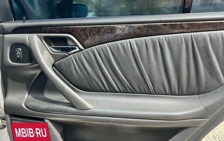 Mercedes-Benz E-Класс, 2001 год, 660 000 рублей, 12 фотография