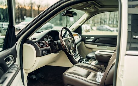 Cadillac Escalade III, 2012 год, 3 600 000 рублей, 16 фотография