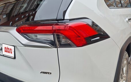 Toyota RAV4, 2020 год, 3 825 000 рублей, 6 фотография