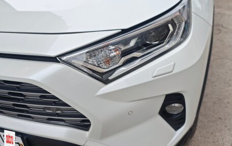 Toyota RAV4, 2020 год, 3 825 000 рублей, 23 фотография