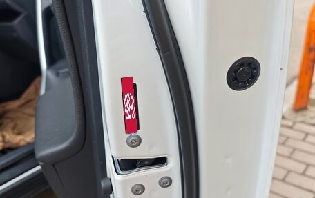 Toyota RAV4, 2020 год, 3 825 000 рублей, 3 фотография