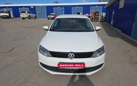 Volkswagen Jetta VI, 2014 год, 1 190 000 рублей, 3 фотография