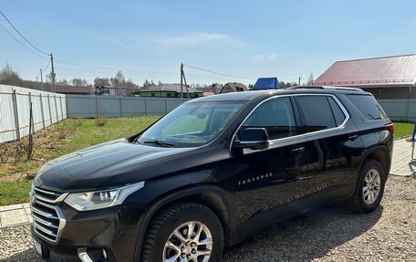 Chevrolet Traverse II, 2018 год, 2 417 000 рублей, 1 фотография