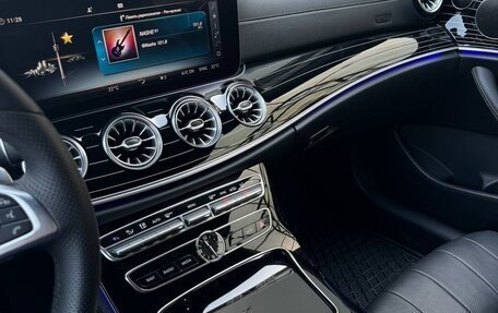 Mercedes-Benz E-Класс, 2018 год, 3 400 000 рублей, 6 фотография
