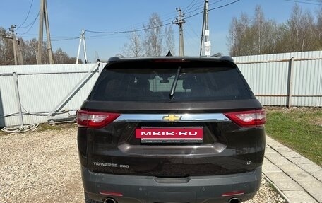 Chevrolet Traverse II, 2018 год, 2 417 000 рублей, 4 фотография