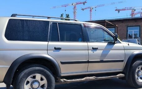 Mitsubishi Montero Sport, 2002 год, 900 000 рублей, 2 фотография