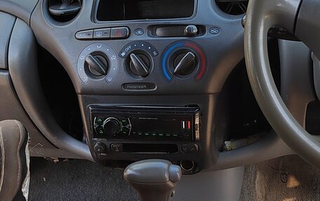 Toyota Vitz, 1999 год, 320 000 рублей, 2 фотография