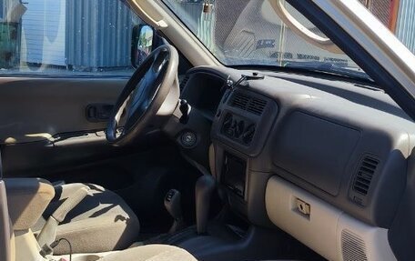 Mitsubishi Montero Sport, 2002 год, 900 000 рублей, 11 фотография